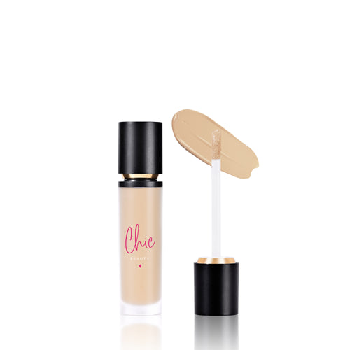 Hide & Glow concealer for mature skin by Chic Beauty. Shade 4.